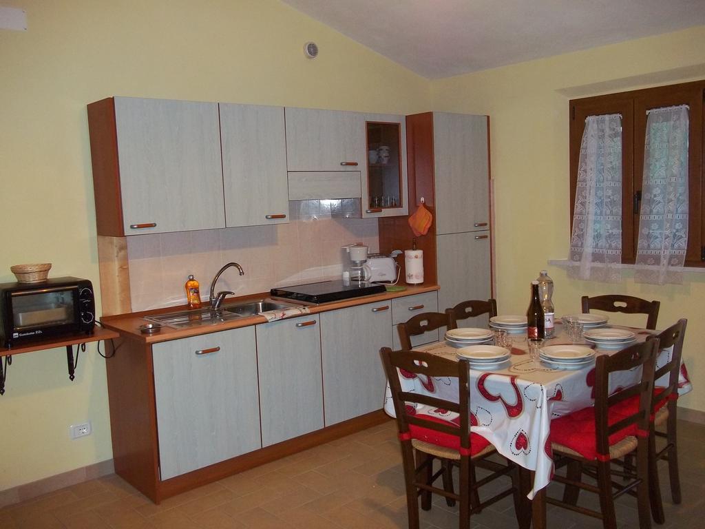 Caddelovi Apartment Fibbialla Room photo